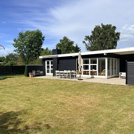A Sanctuary By The Water Vejlby Fed *